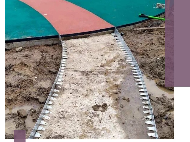 Металлические бордюры для дорожек в Троицке — монтаж и изготовление