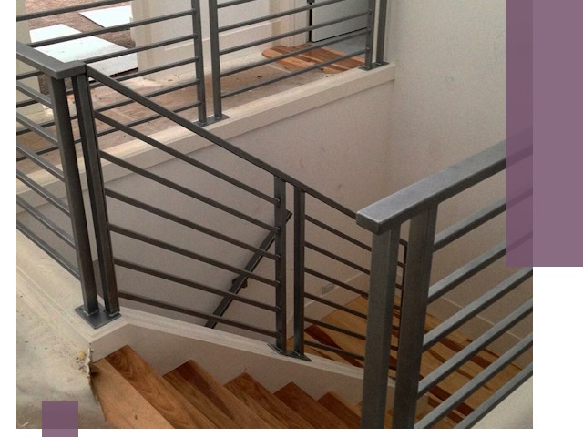 Изготовление поручней из металла и дерева в Троицке